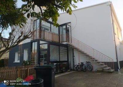 MAISON APRES TRVAUX