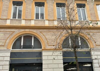 Ravalement de façade en centre ville de Toulouse