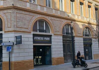 Ravalement de façade en centre ville de Toulouse